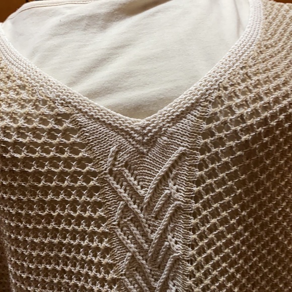 Cream coloured knit top - Picture 3 of 5